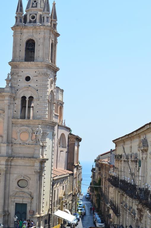 Appartamenti Piazza Duomo Acireale Zimmer foto