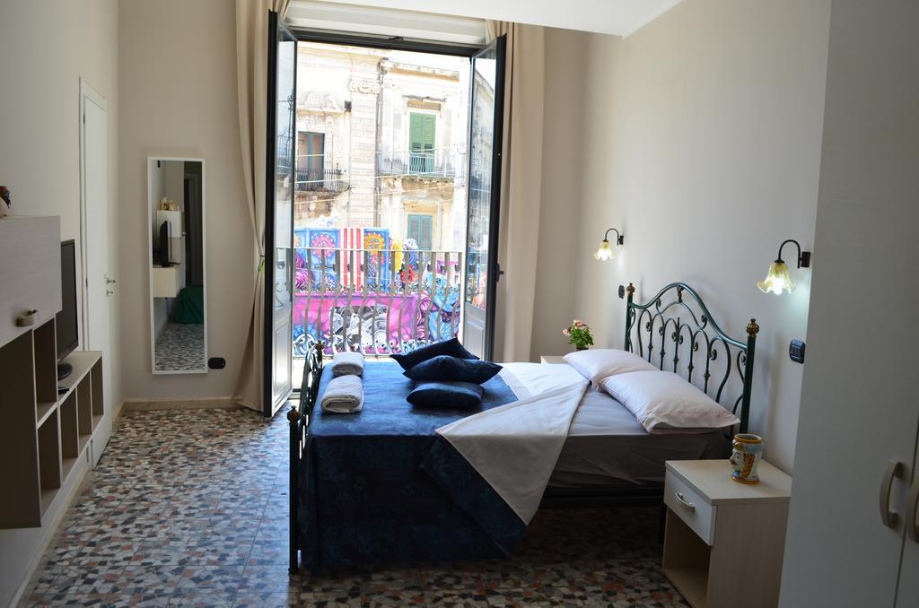 Appartamenti Piazza Duomo Acireale Zimmer foto